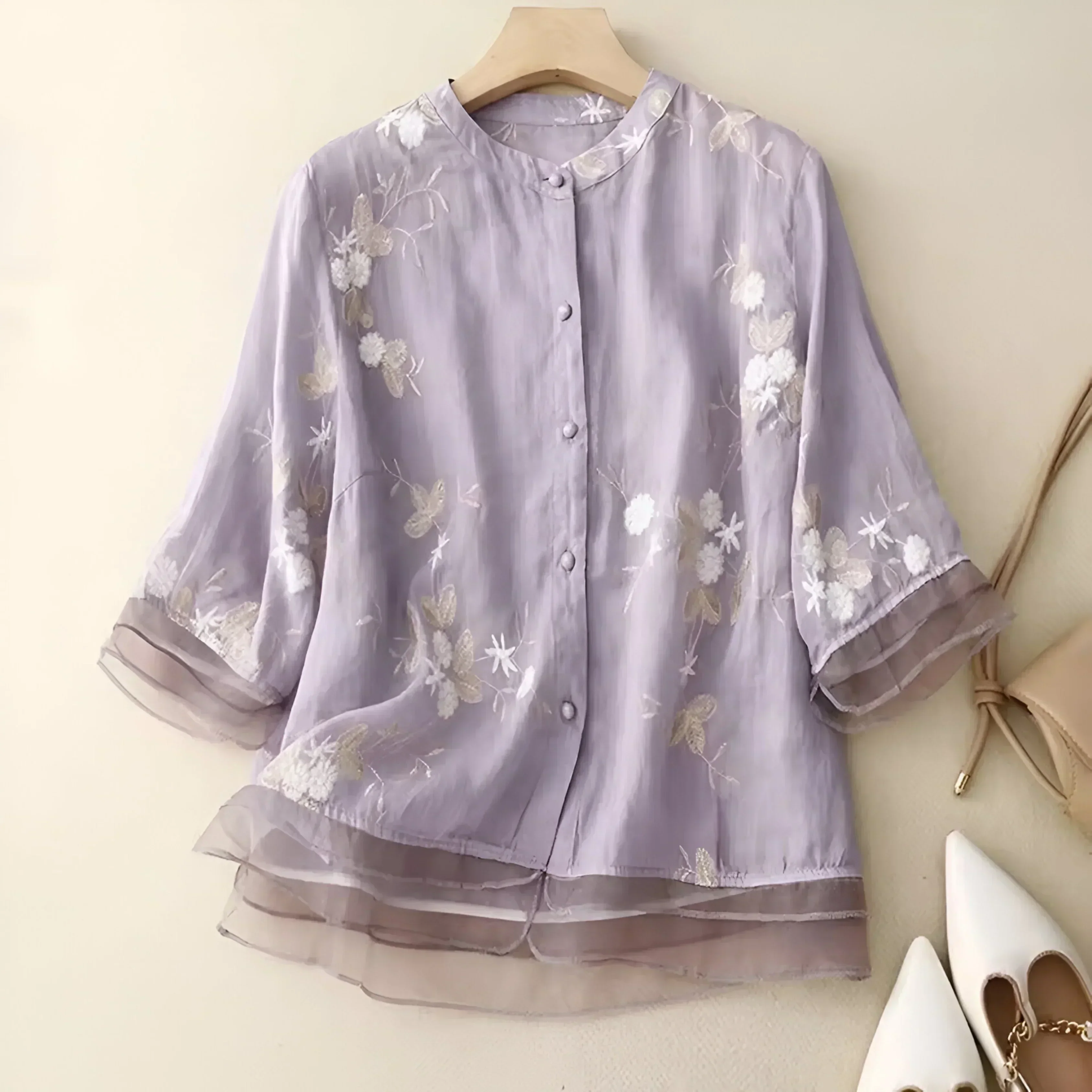 Emily Blouse Femme – Blouse Fleurie Élégante en Tissu Aérien à Coupe Classique - Image 8