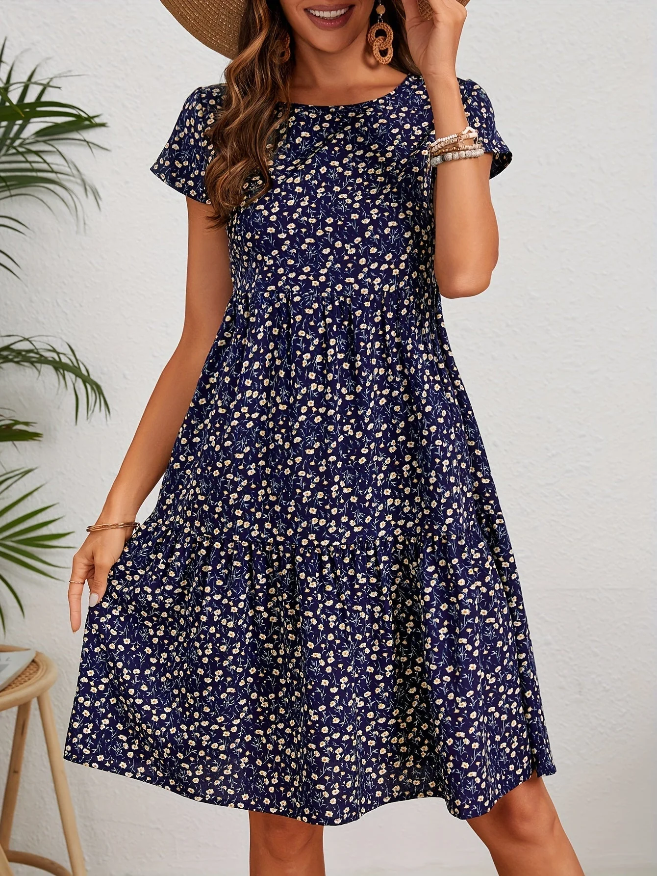 Katie Robe d'Été Femme – Robe Fleurie Légère en Polyester avec Coupe Confortable - Image 3