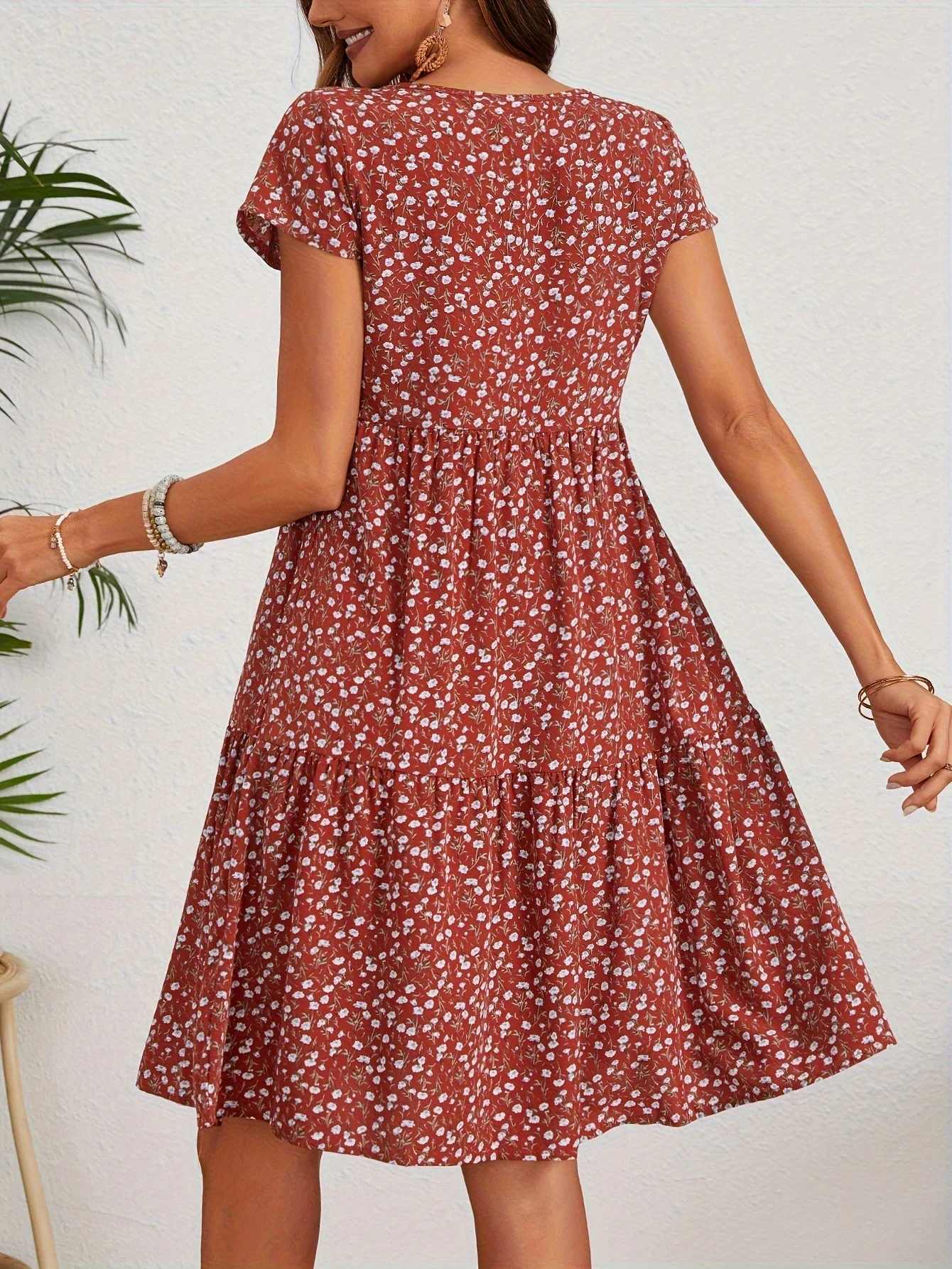 Katie Robe d'Été Femme – Robe Fleurie Légère en Polyester avec Coupe Confortable - Image 4
