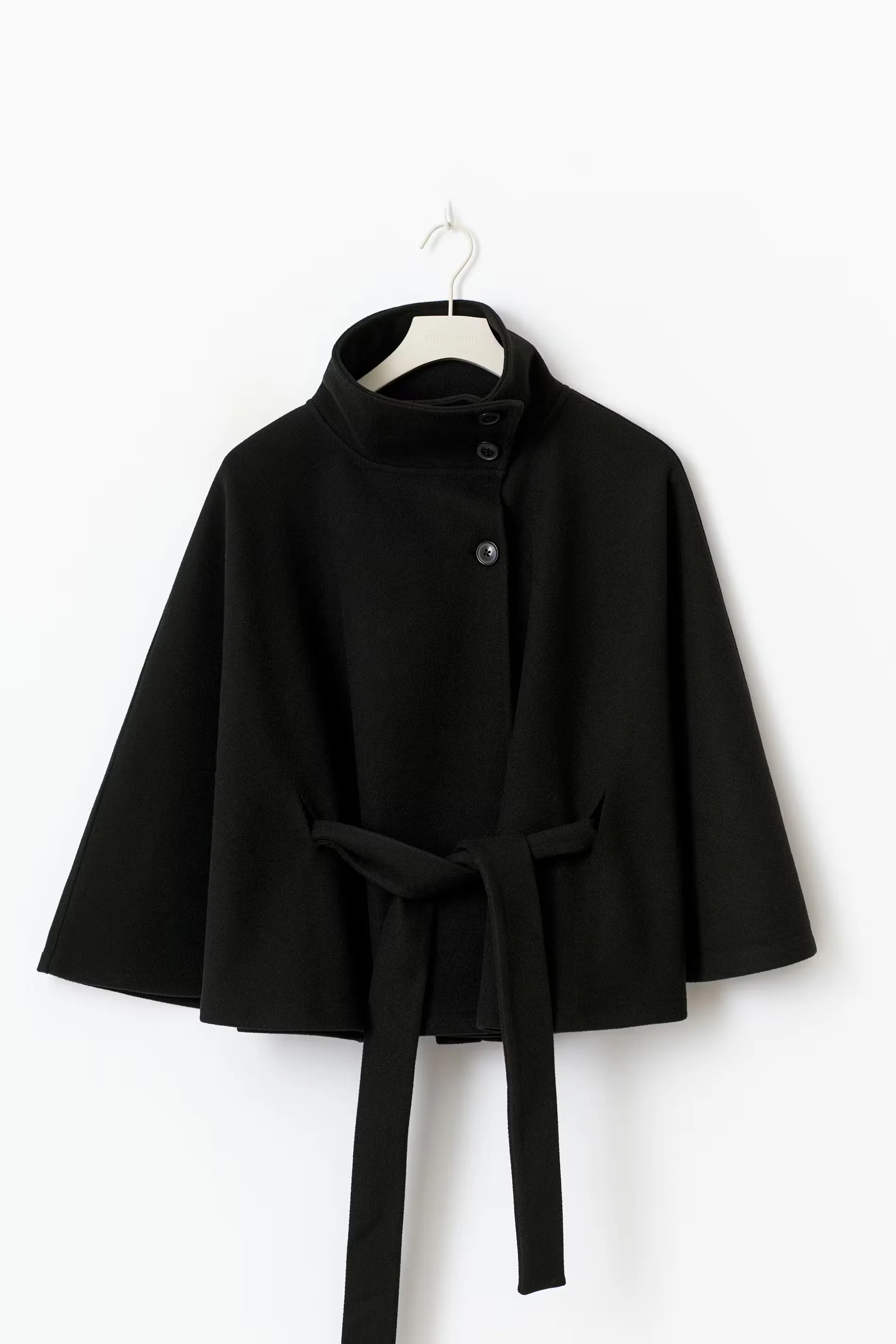 Lilia Milano Veste Femme à Manches Chauve-Souris – Manteau Épais en Polyester Chaud au Design Moderne Élégant - Image 9