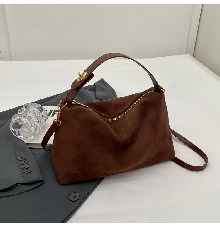 Maëlle Sac à Épaule Femme – Sac Suède Élégant avec Anse Similicuir & Grand Compartiment - Image 9