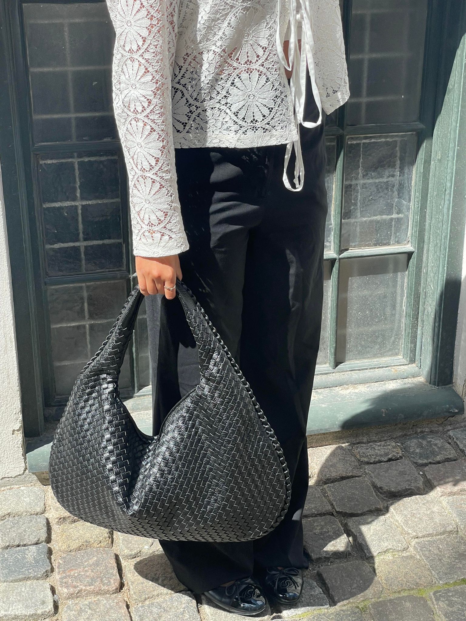 Noa Sac à Main Tressé Femme – Design Élégant en Cuir Végan avec Grand Espace et Fermeture Éclair - Image 6
